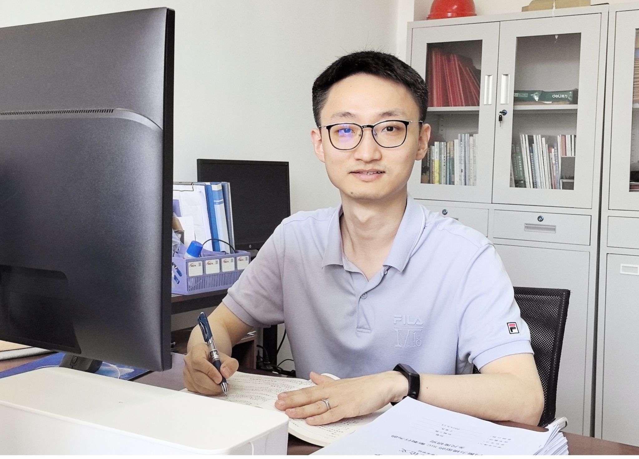 丁喆：熱忱鑄師道 嚴(yán)謹(jǐn)做科研